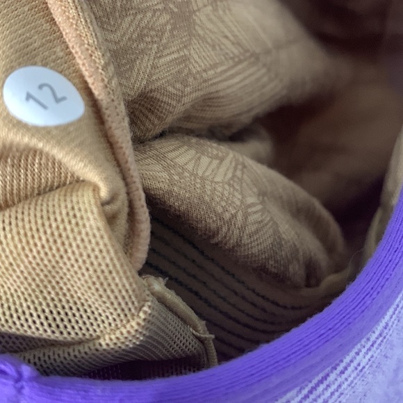 Lululemon Power Y Tank - Picture 4 of 5